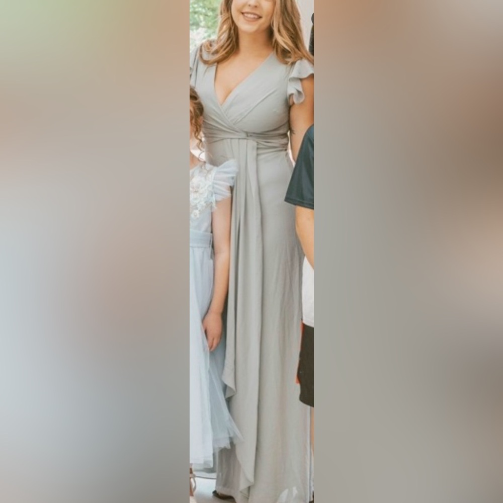 Elegant sage green Dresse